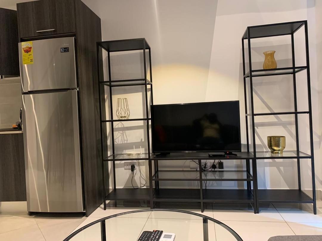 One Bedroom Apartment At A Embassy Gardens Cantonments Accra Luaran gambar