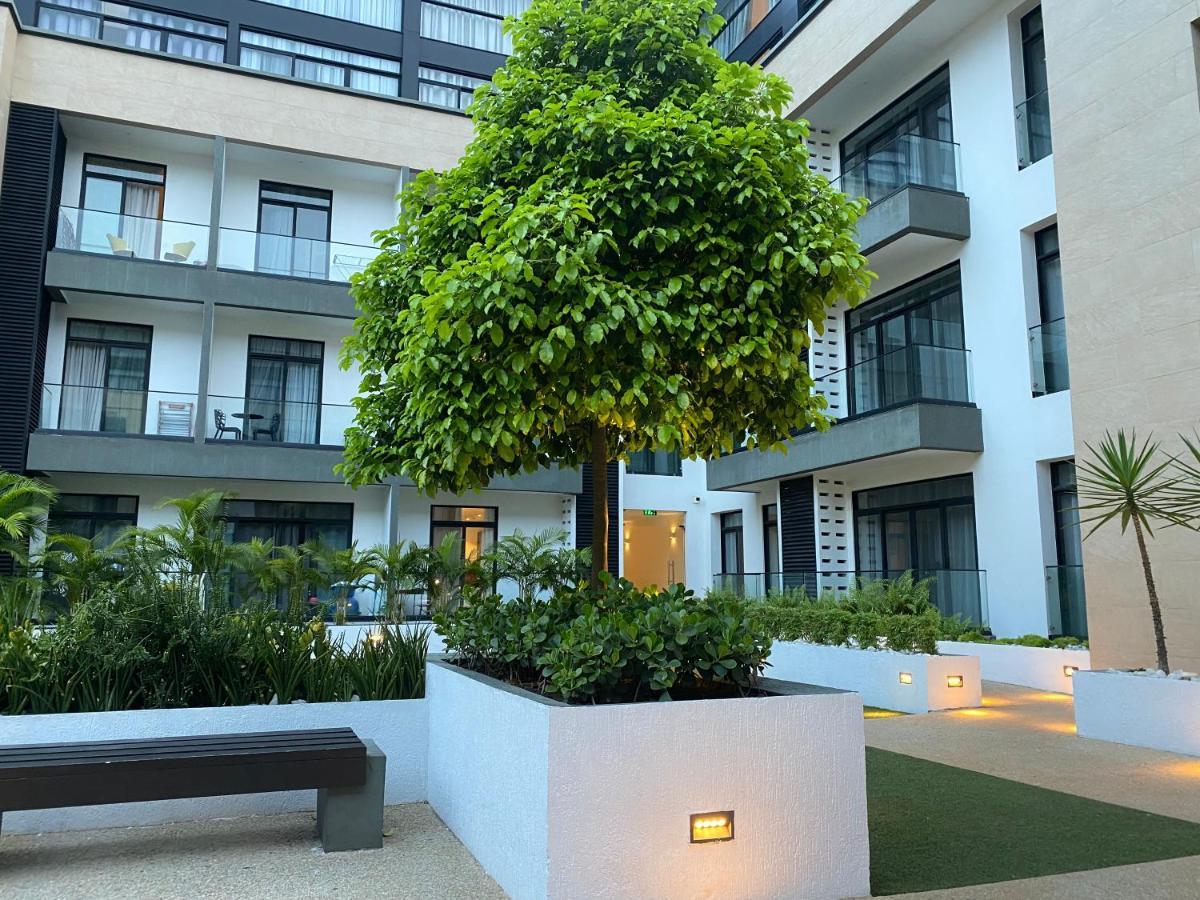 One Bedroom Apartment At A Embassy Gardens Cantonments Accra Luaran gambar