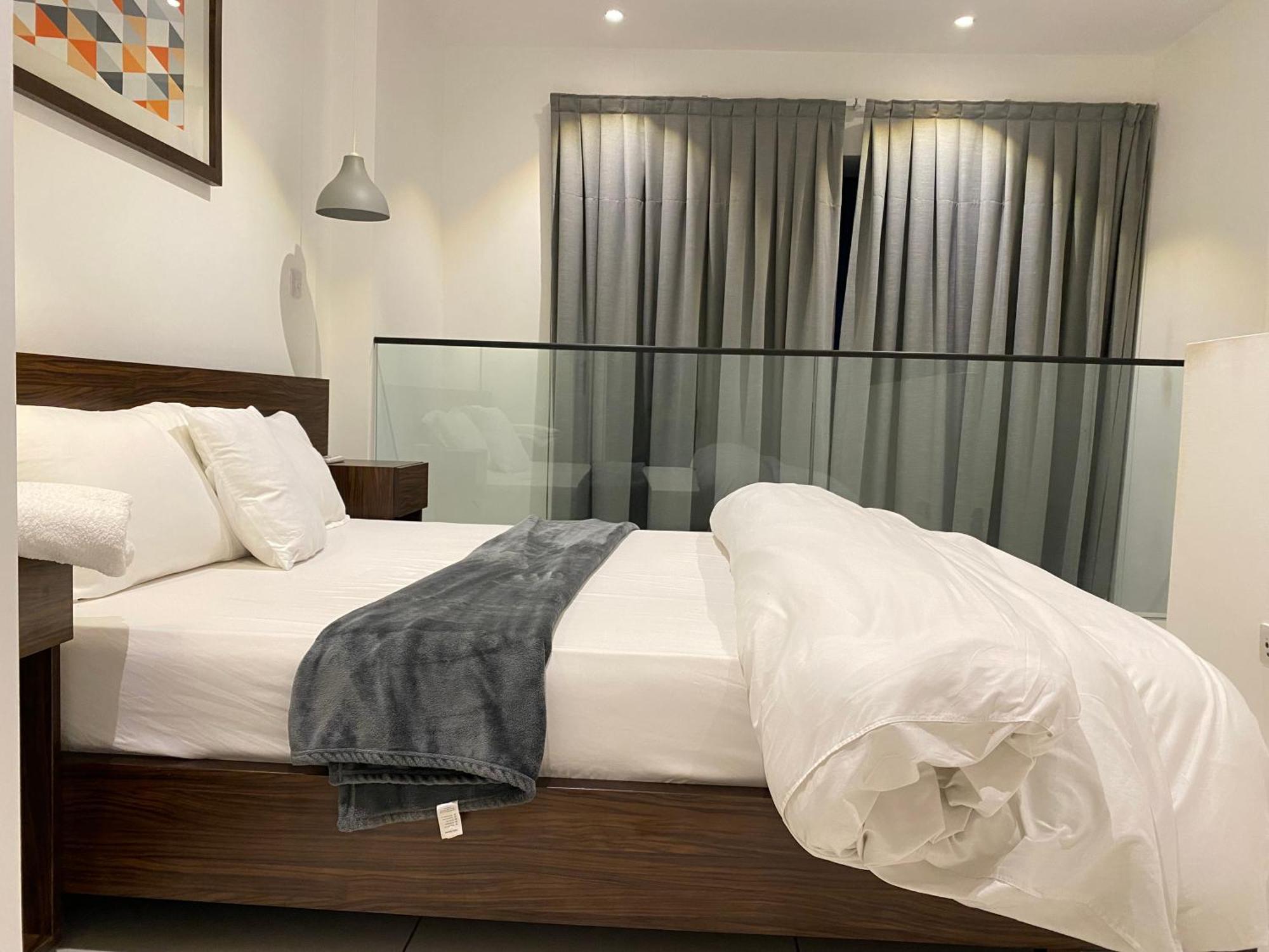 One Bedroom Apartment At A Embassy Gardens Cantonments Accra Luaran gambar